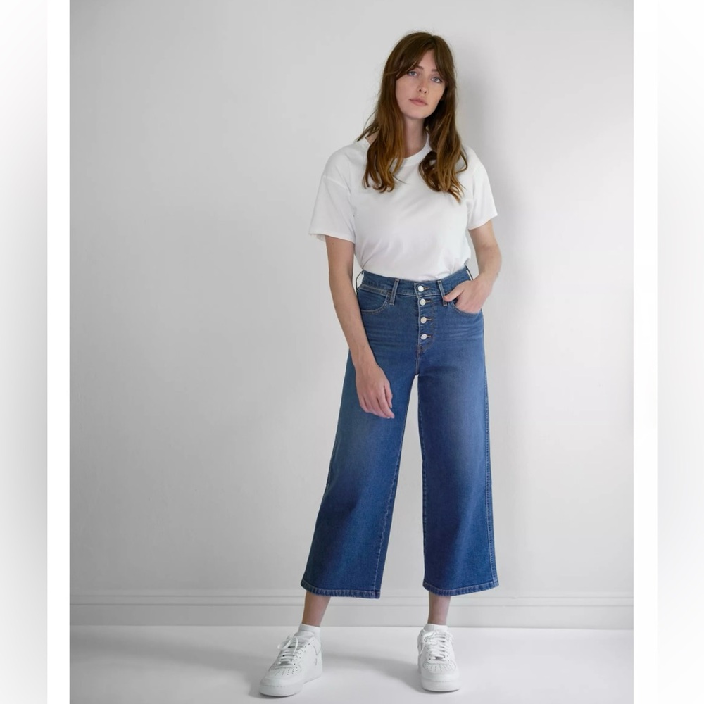 Levi's High-Rise Button-Fly Cropped Wide-Leg Jeans in Dark Blue